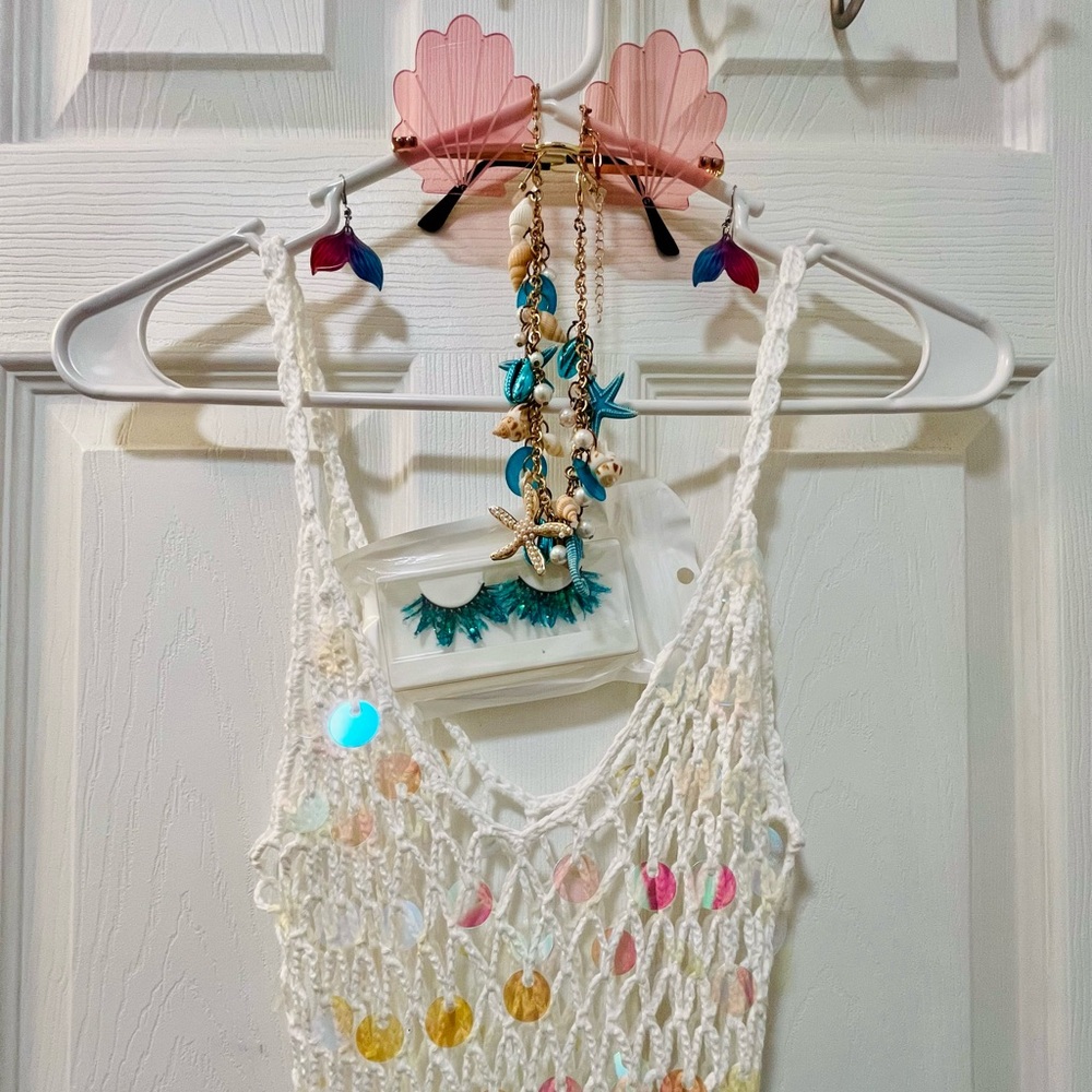 Mermaid Costume Set (Dress, Seashell Sunglasses, Necklace, Earrings, Eyelashes)